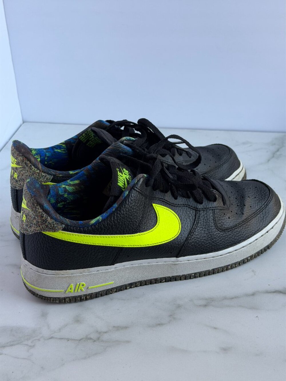 Nike Air Force 1 Low Black Volt Grind Mens 12 RARE
